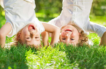 Файл:Child-forest-350.jpg